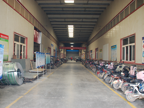 現代化綠色環(huán)保生產車間